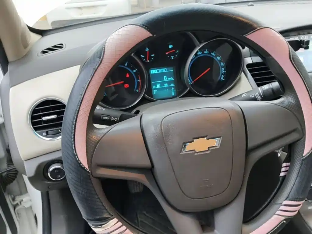 Chevrolet Cruze — миниатюра 11