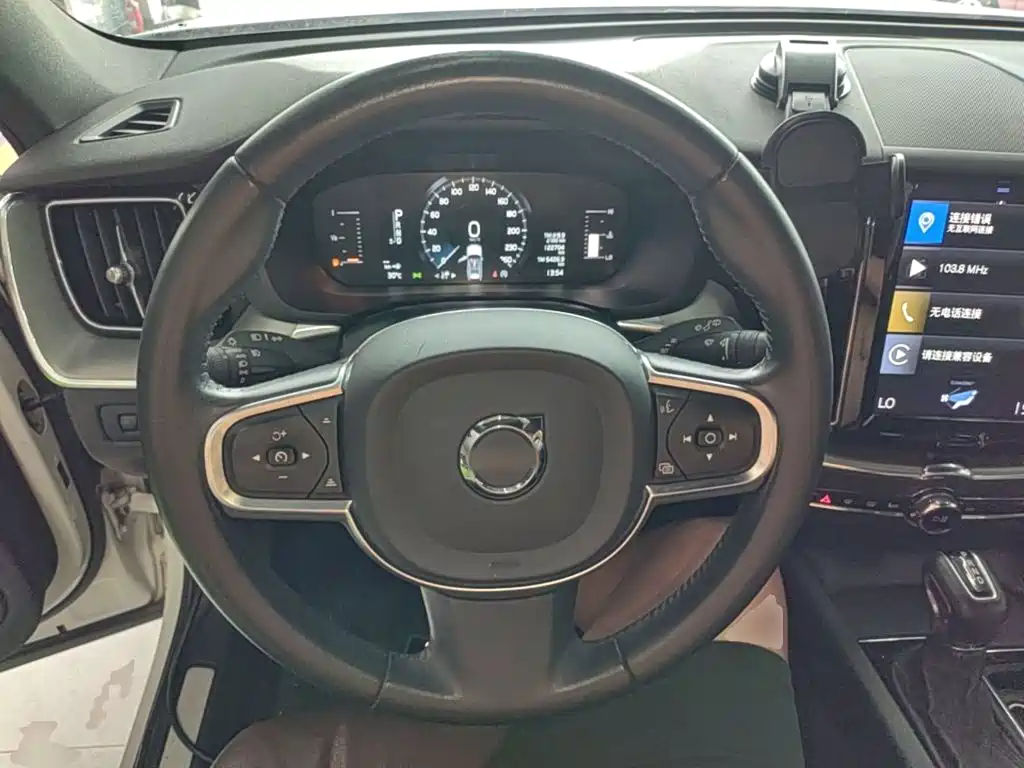 Volvo XC60 — миниатюра 11
