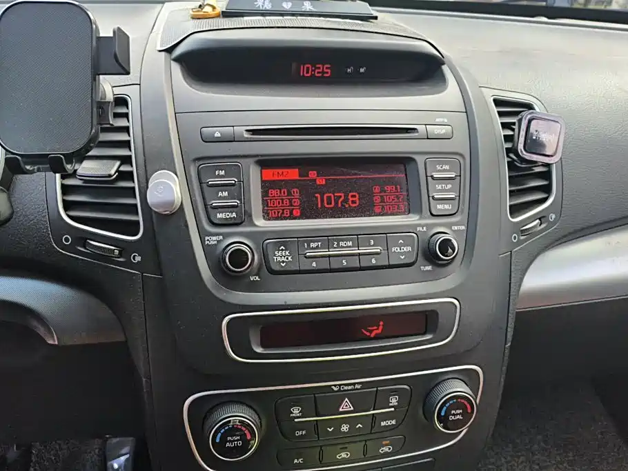 Kia Sorento — миниатюра 13