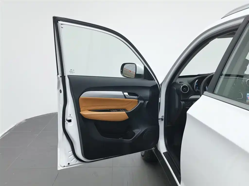 Kaiyi X3 2016 1.6L MT
