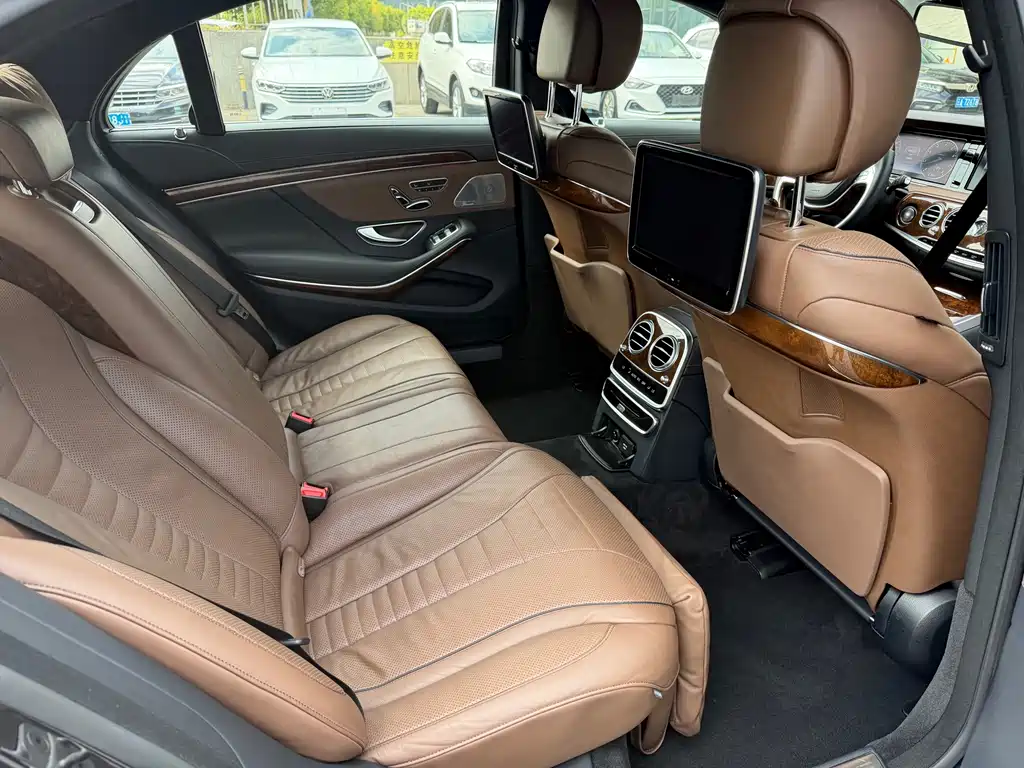 Mercedes-Benz S-Class — миниатюра 5