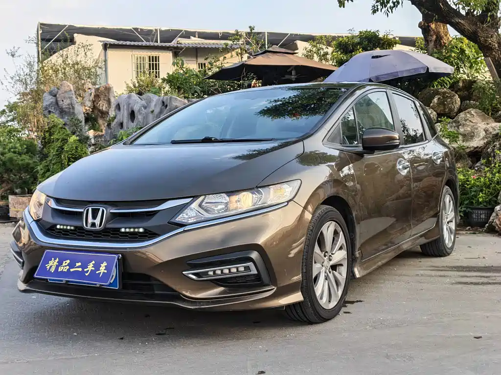 Honda Jade