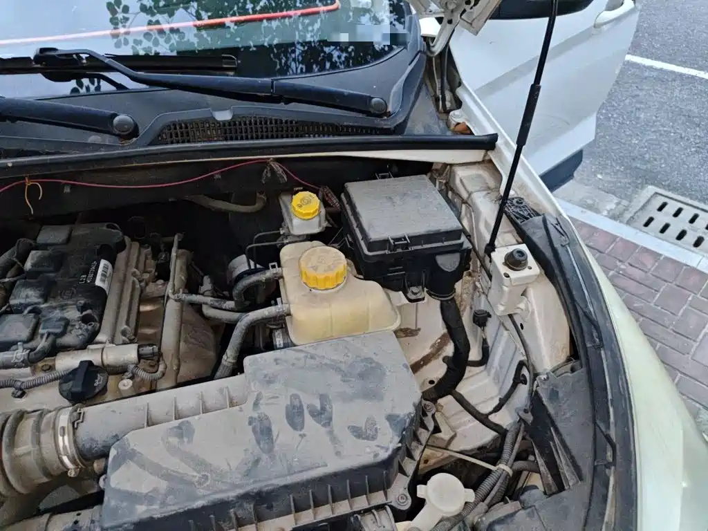 Wuling Hongguang S3 — миниатюра 23