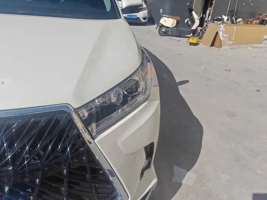 Toyota Highlander — миниатюра 5
