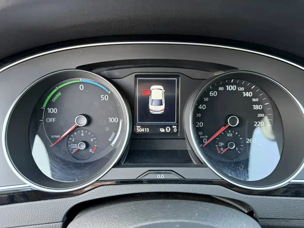 Volkswagen Magotan PHEV — миниатюра 11