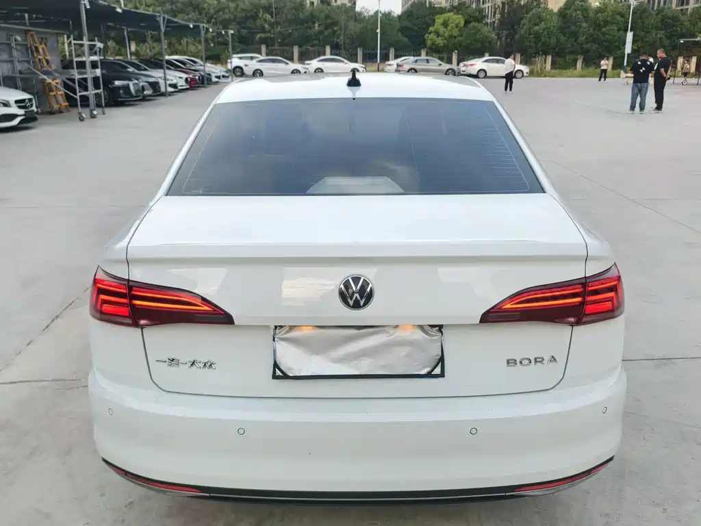 Volkswagen Bora — миниатюра 4