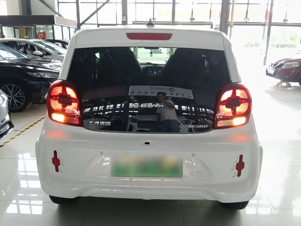 Roewe Clever — миниатюра 6