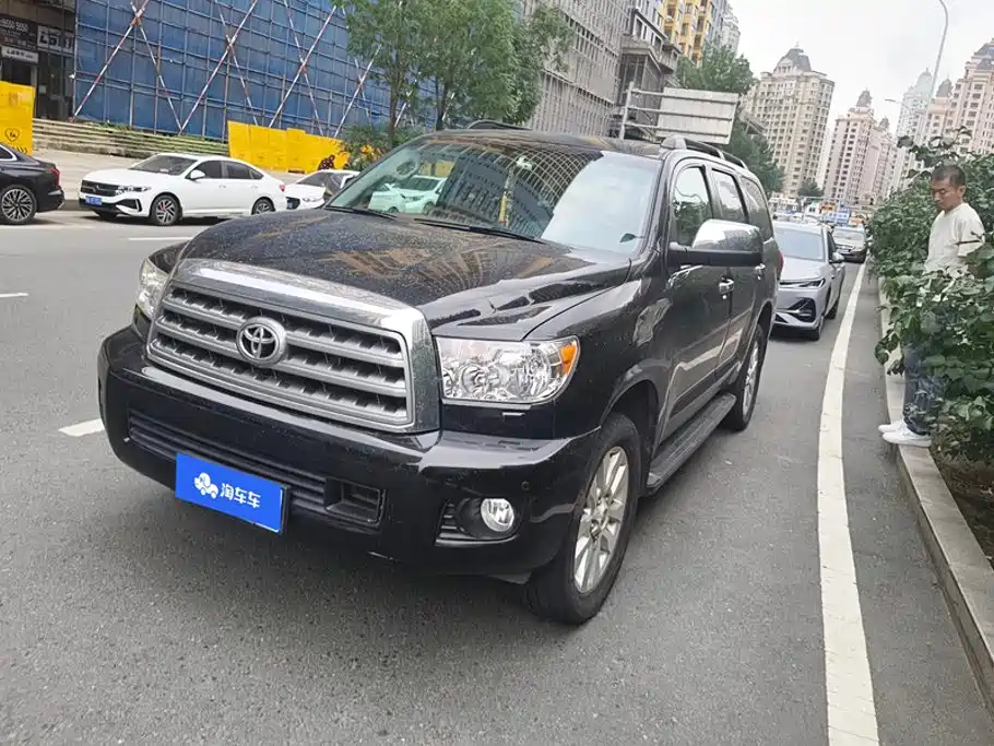 Toyota Sequoia