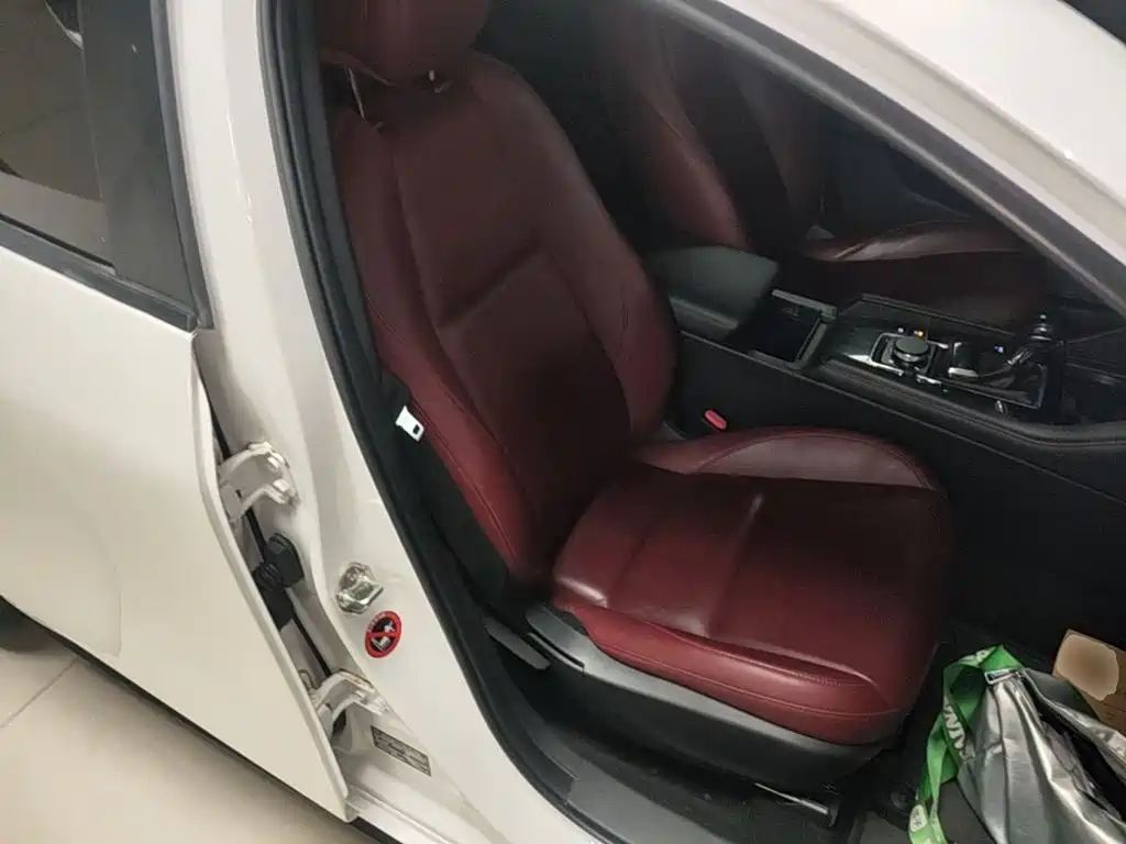 Mazda 3 Axela — миниатюра 25