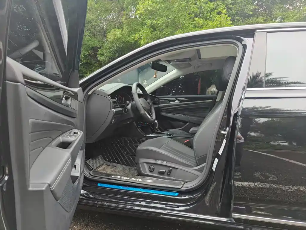 Volkswagen Passat — миниатюра 4