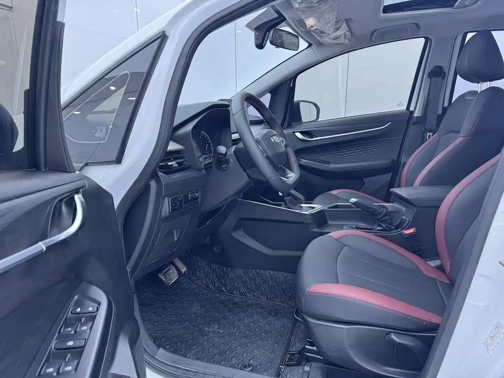 Geely Vision X3 — миниатюра 9
