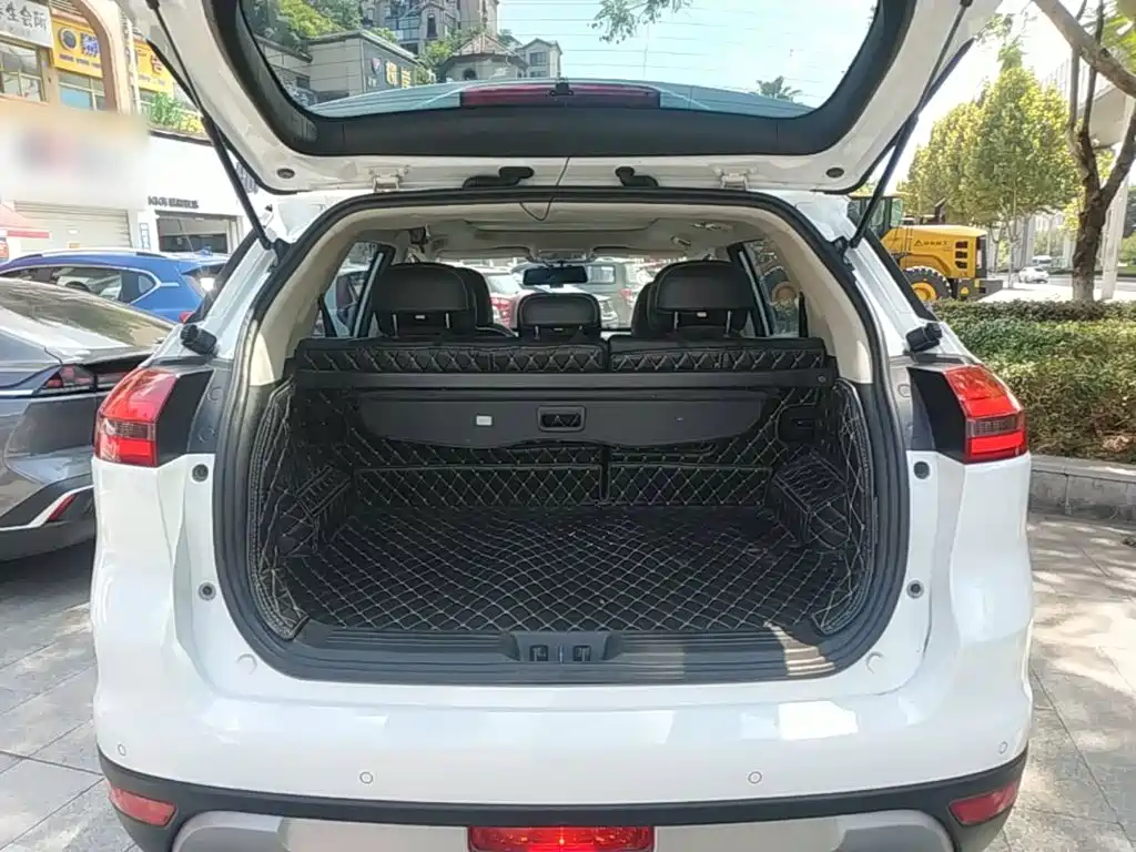 Geely Boyue — миниатюра 19