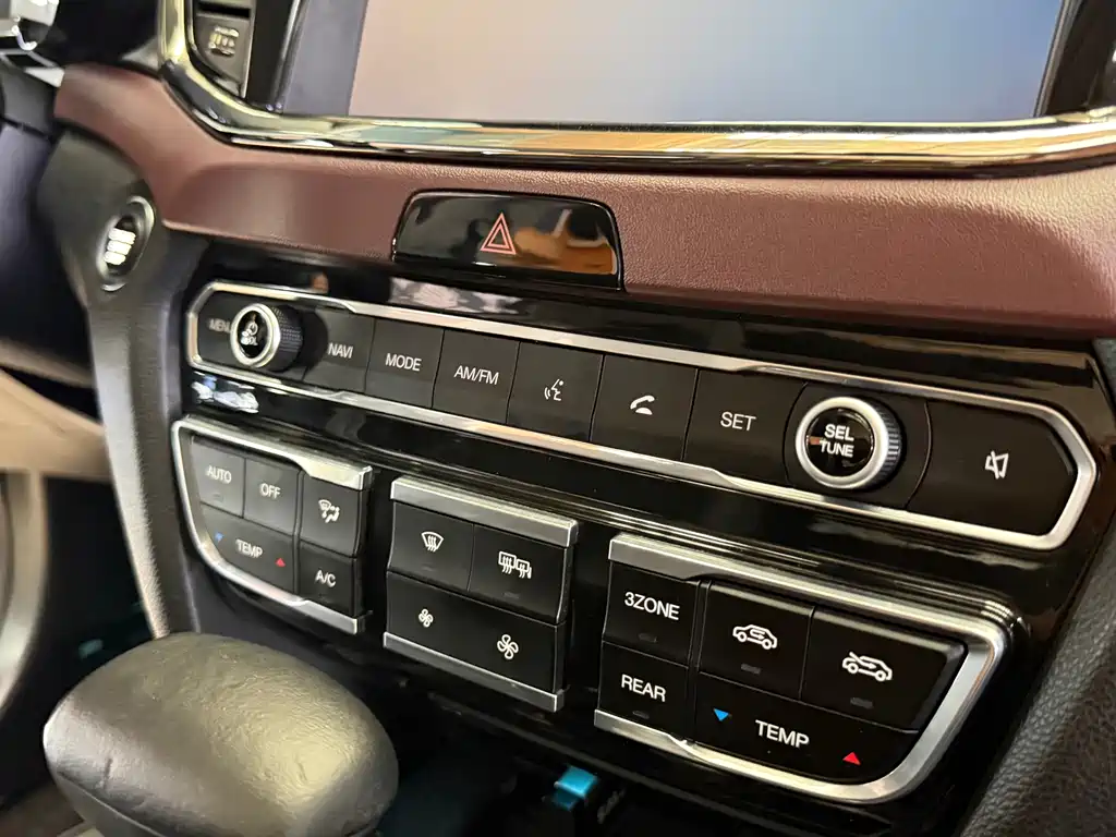 GAC Motor Trumpchi GS8 — миниатюра 17