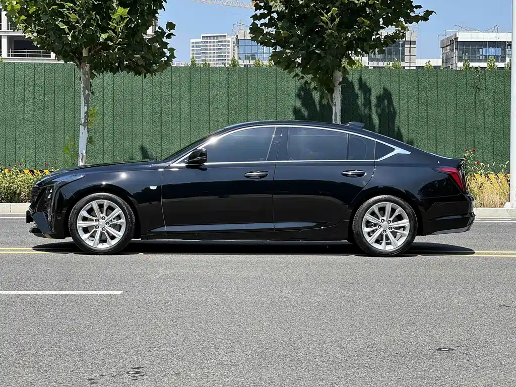 Cadillac CT5 — миниатюра 4