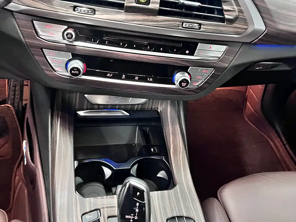 BMW X3 — миниатюра 23