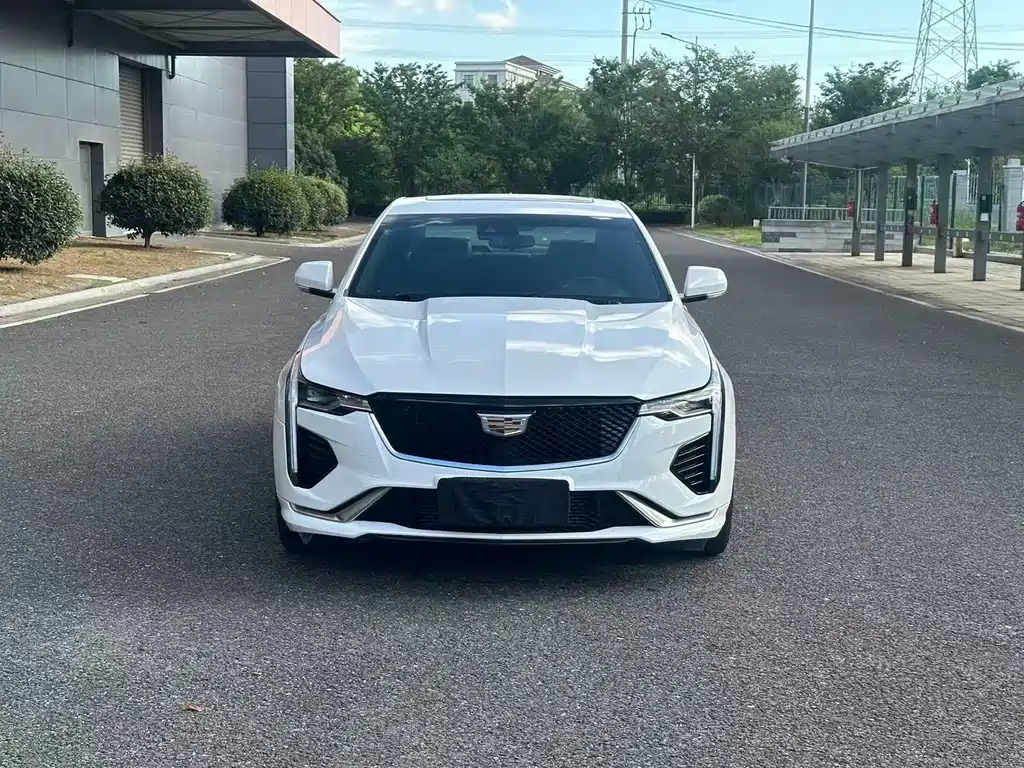 Cadillac CT4 — миниатюра 3