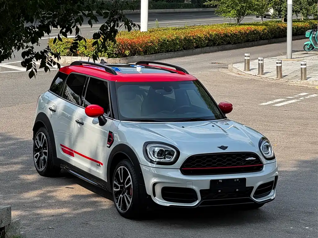 Купить MINI Mini JCW Countryman