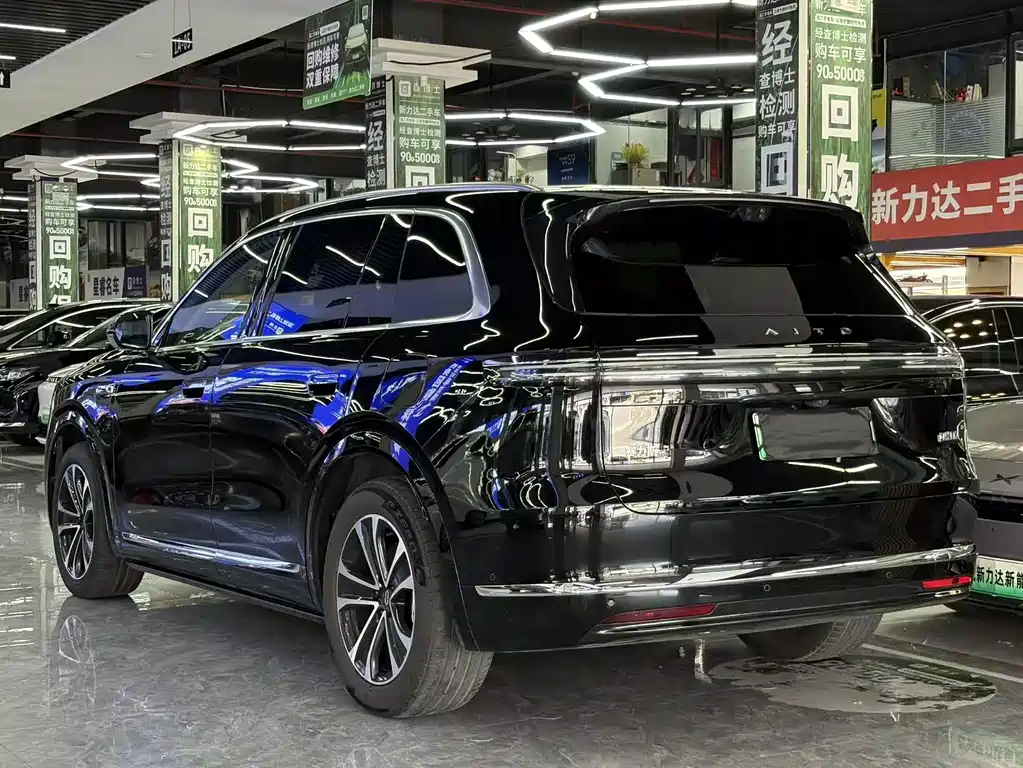 AITO AITO M7 — миниатюра 4