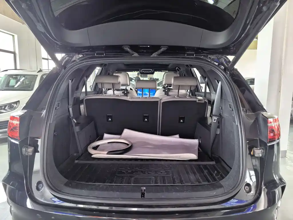 BYD Tang New Energy — миниатюра 18