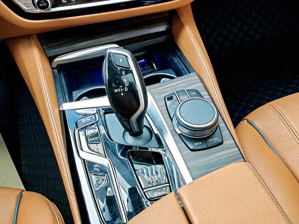 BMW 6 Series GT — миниатюра 11