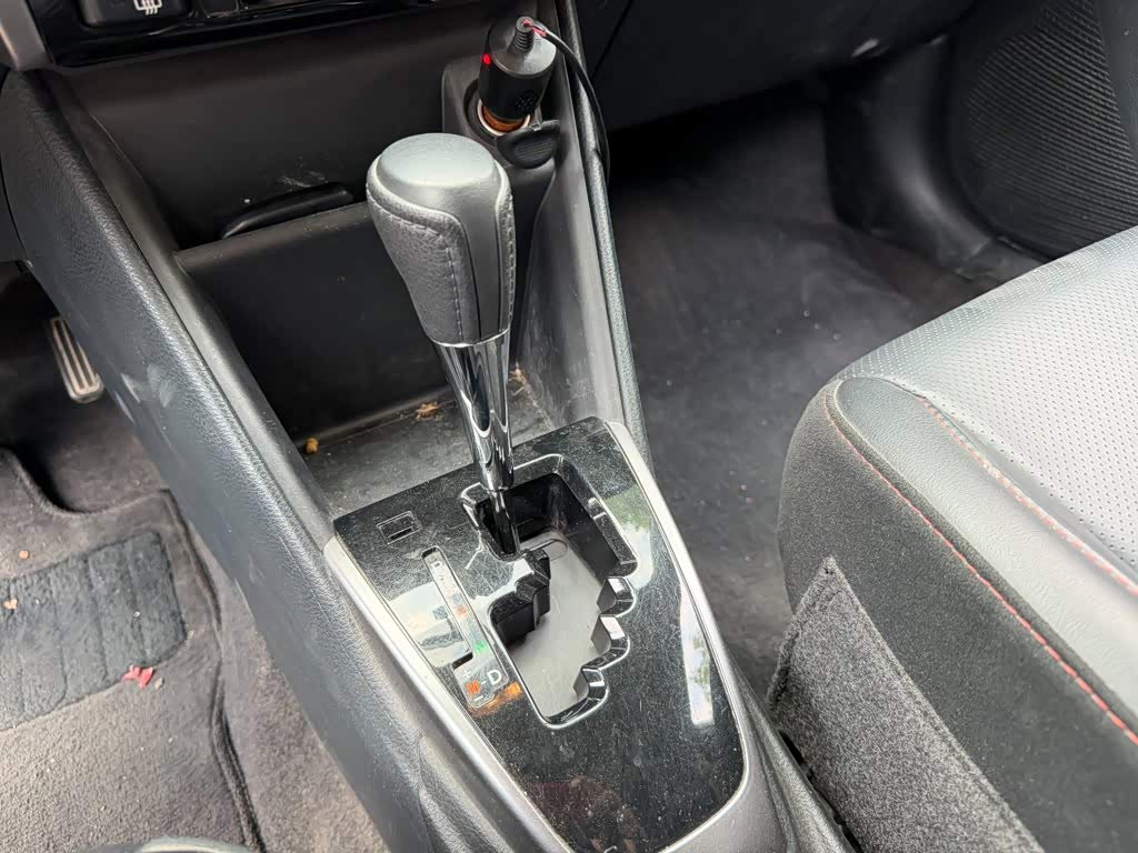 Toyota YARiS L Zhi Xuan 1.5 л 2022 г. Белый, пробег 41000 км
