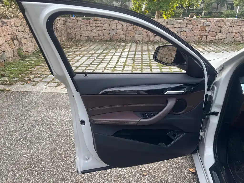 BMW X2 — миниатюра 14