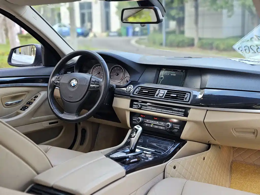BMW 5 Series (Import) — миниатюра 16
