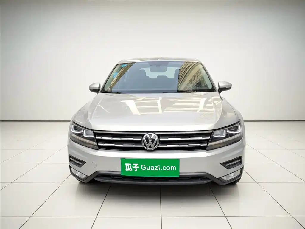 Volkswagen Tiguan L L 2017 330TSI AT Luxury