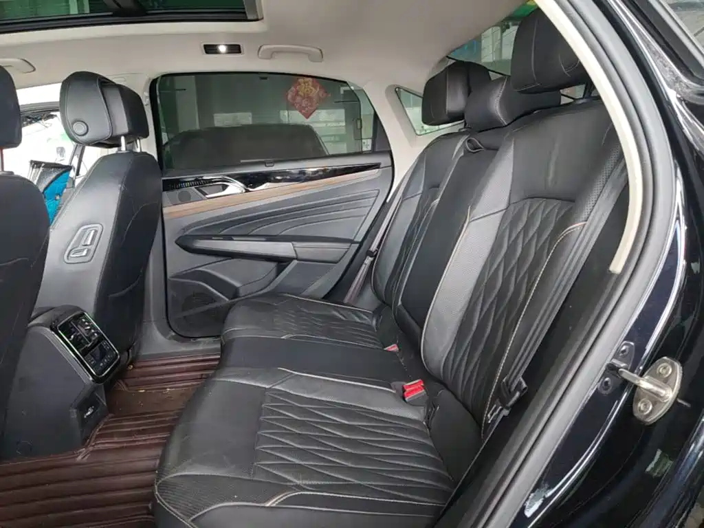 Volkswagen Passat — миниатюра 17