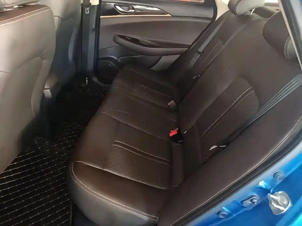 Changan Eado DT — миниатюра 17