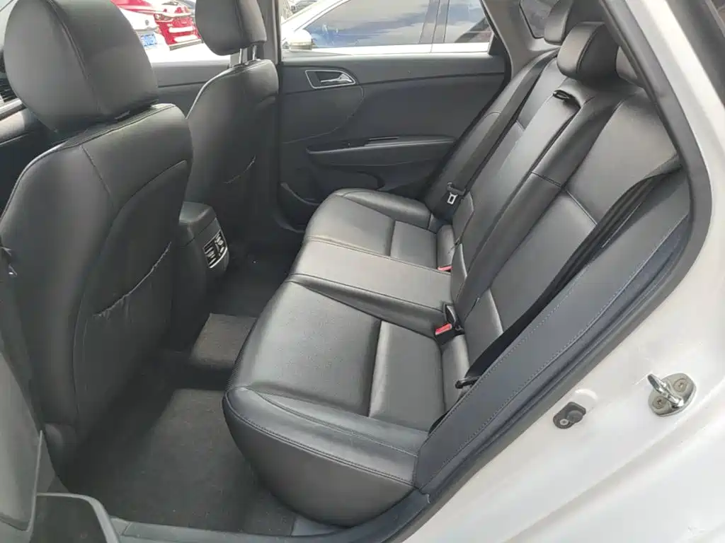 Hyundai Mistra — миниатюра 17