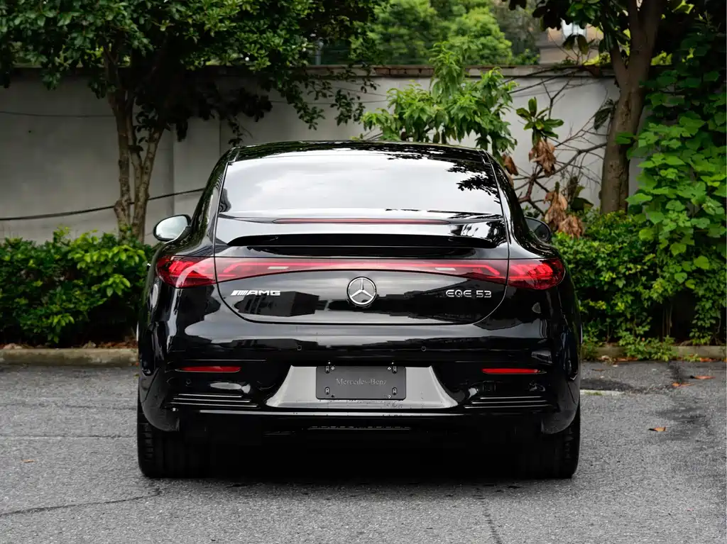 Mercedes-Benz EQE AMG — миниатюра 5