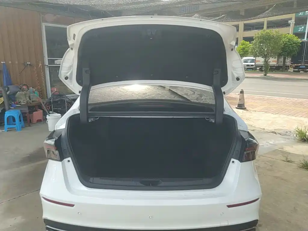 Chery Arrizo 5 PLUS — миниатюра 19