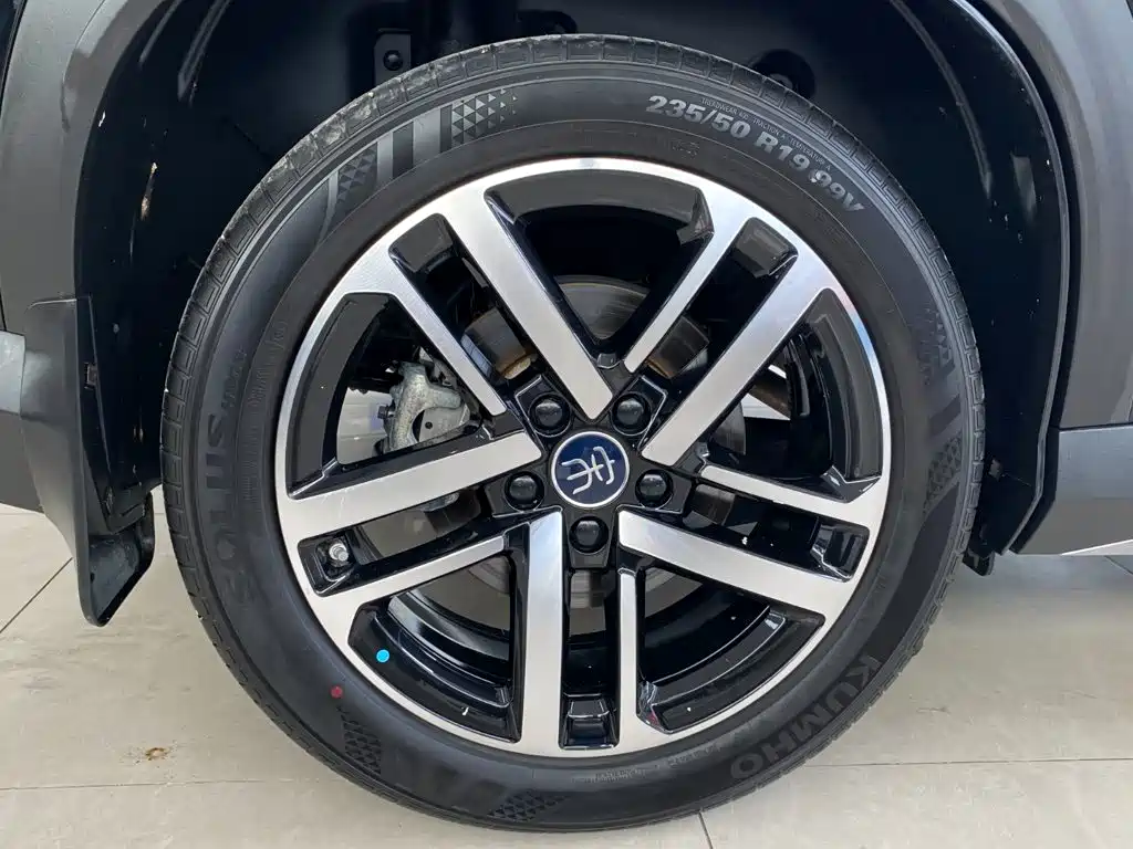 BYD L DM-i — миниатюра 16