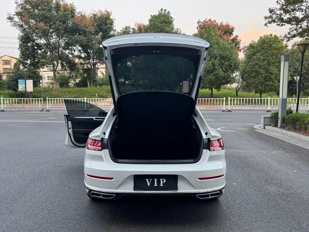 Volkswagen CC — миниатюра 17