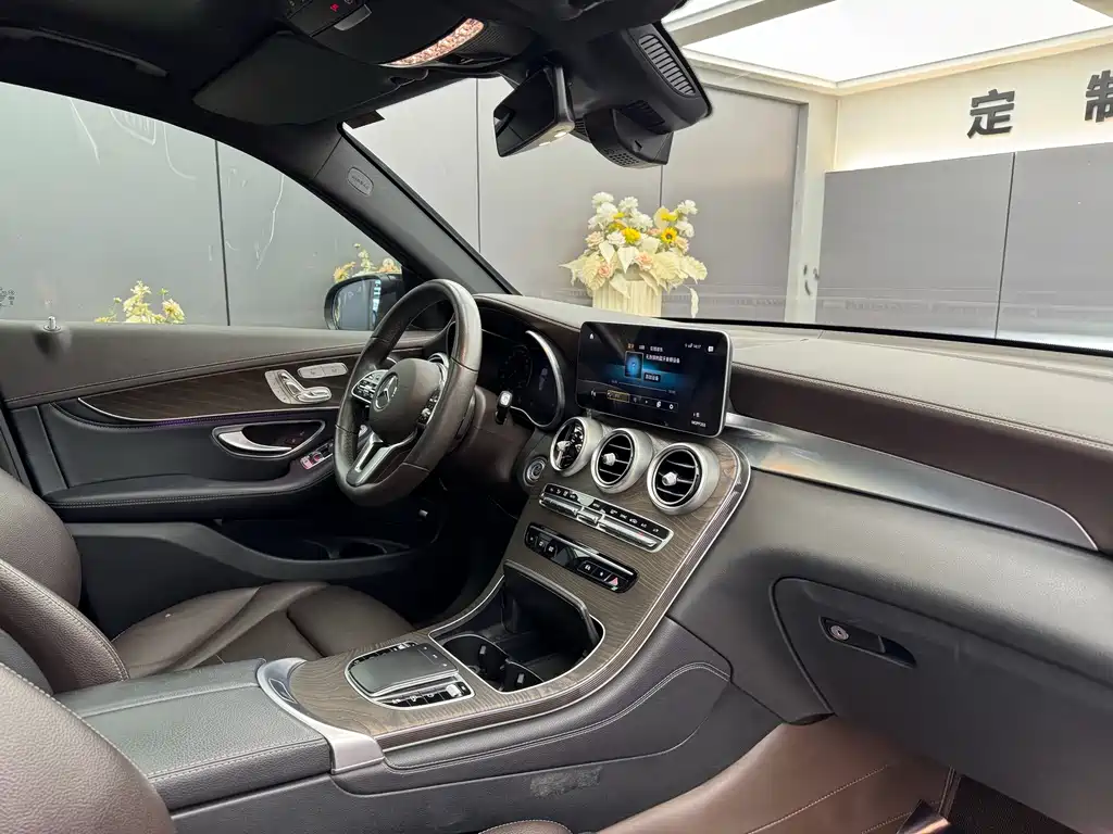 Mercedes-Benz GLC — миниатюра 7