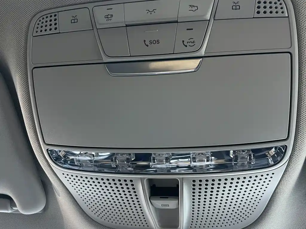 Mercedes-Benz C-Class — миниатюра 15
