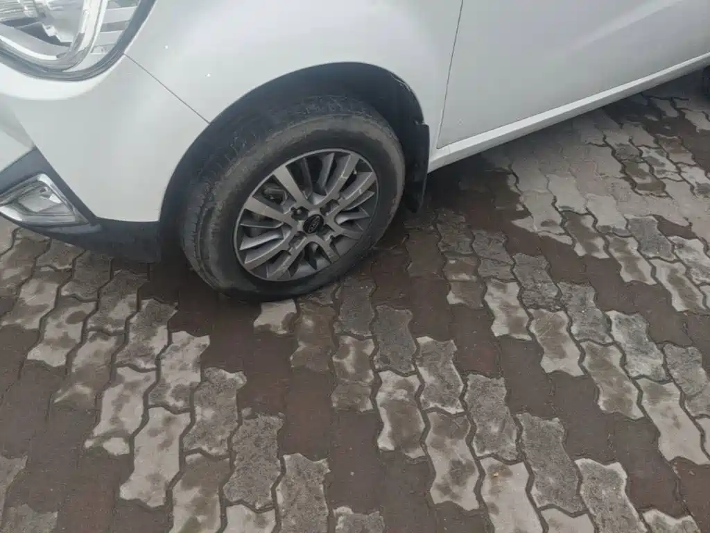 JAC JAC iEV6E — миниатюра 23