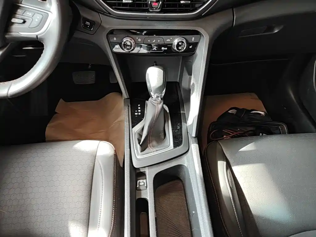 Chevrolet Volando — миниатюра 14