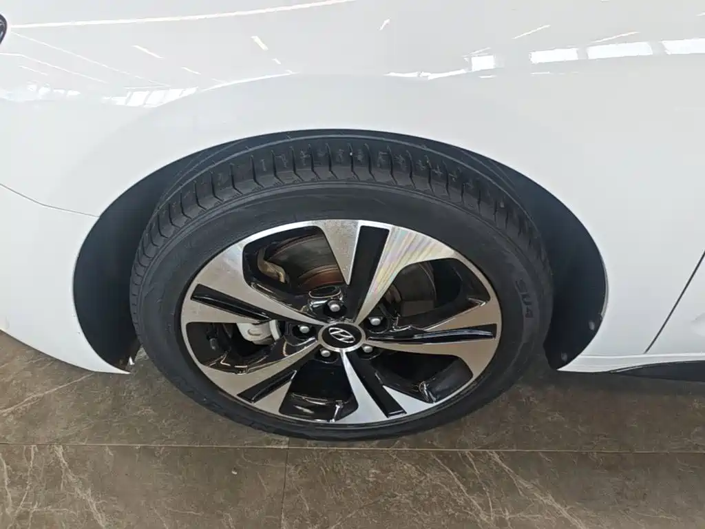 Hyundai Fista — миниатюра 23