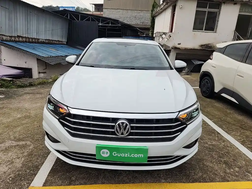 Volkswagen Sagitar — миниатюра 3