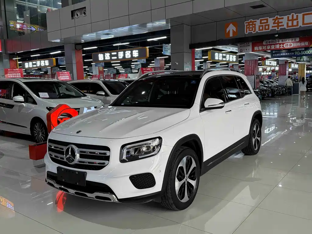 Mercedes-Benz GLB 2023