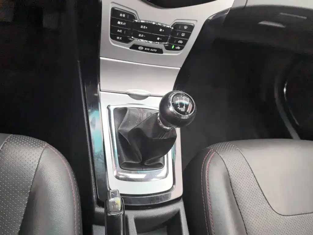BYD Surui — миниатюра 13