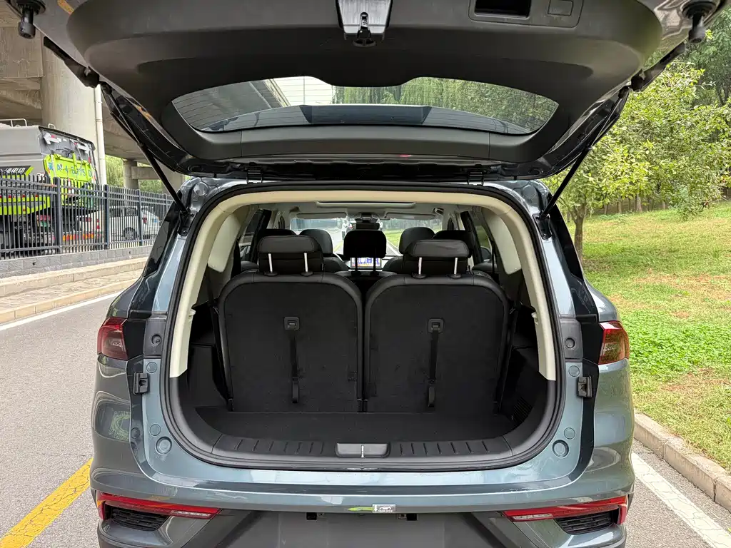 Geely Haoyue — миниатюра 23