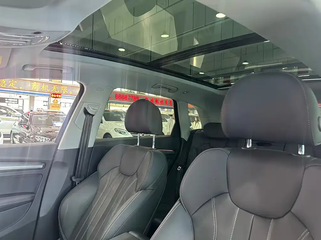 Audi Q5L — миниатюра 5