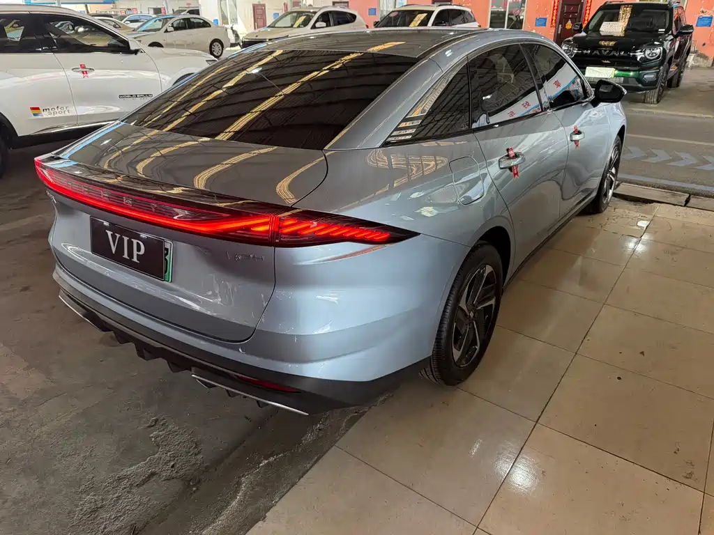 GEELY GALAXY GALAXY L6