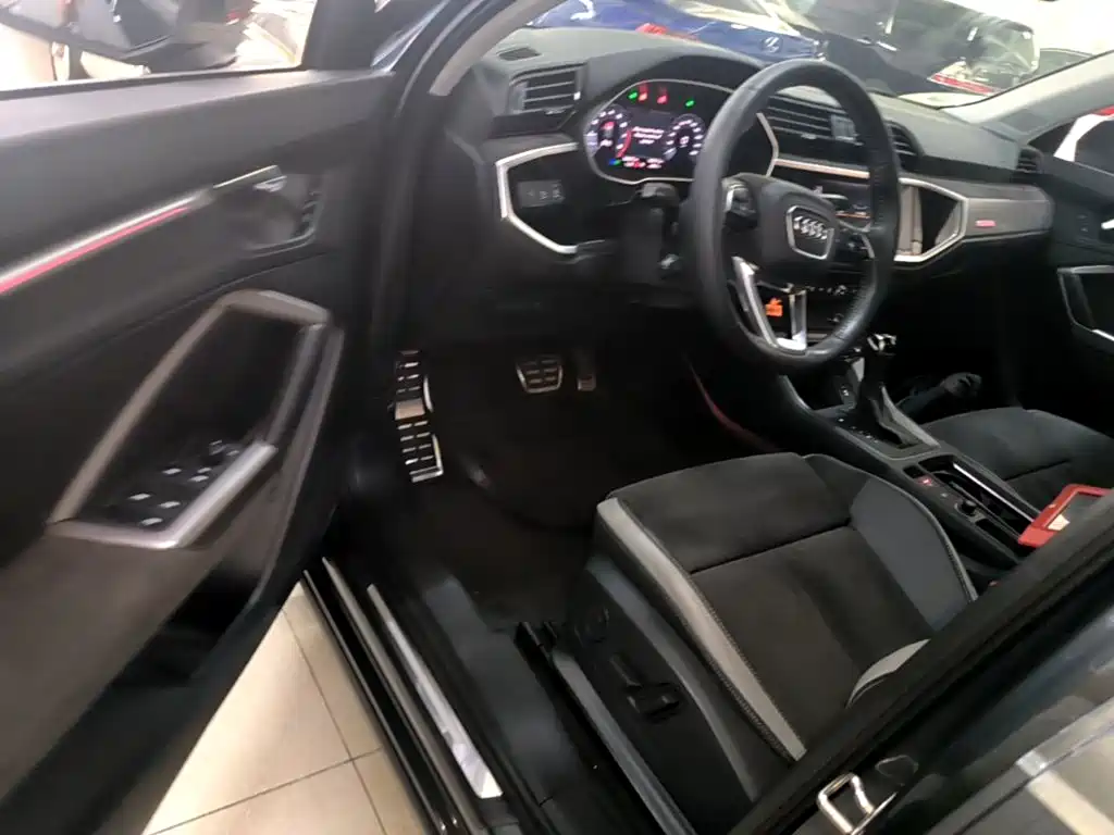 Audi Q3 — миниатюра 16