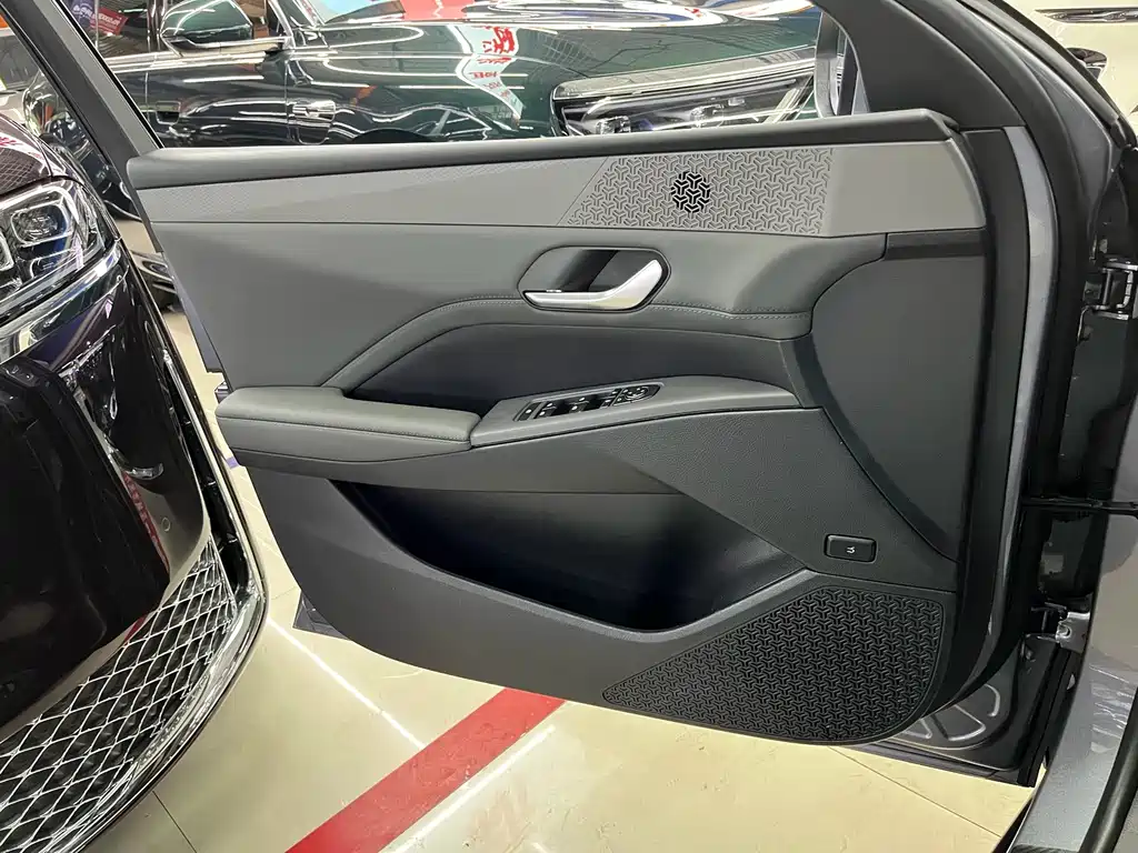 BYD Qin PLUS — миниатюра 14