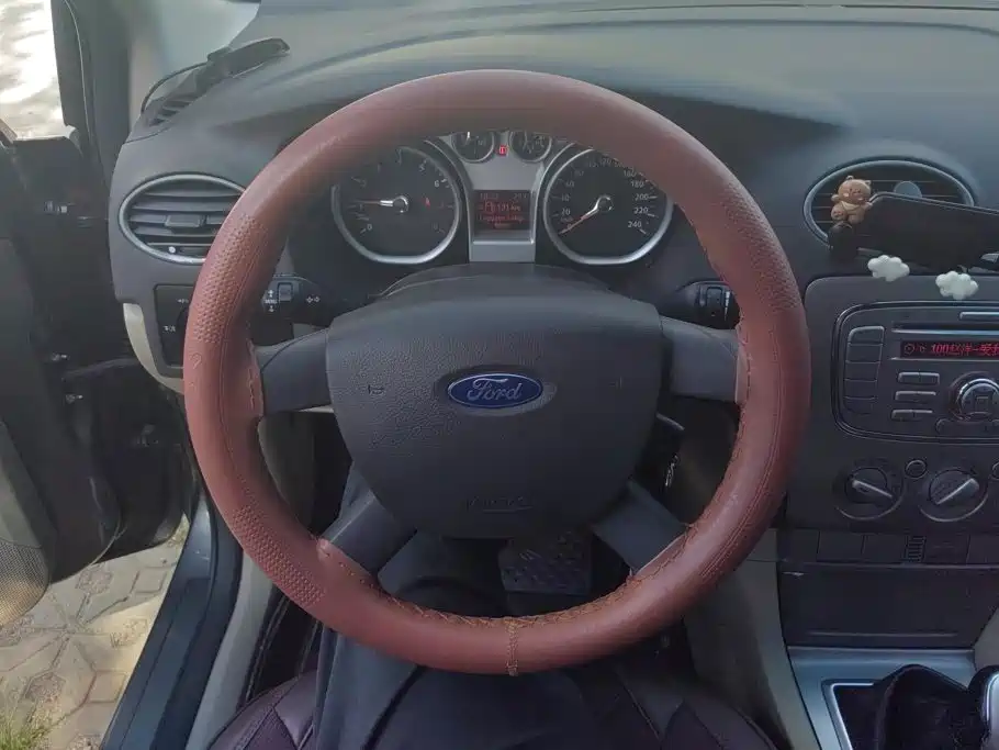Ford Focus — миниатюра 15