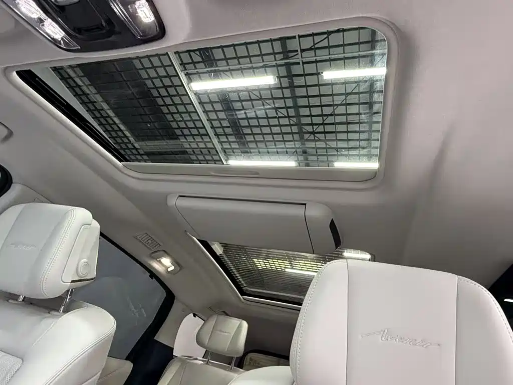 Buick GL8 Hybrid — миниатюра 18